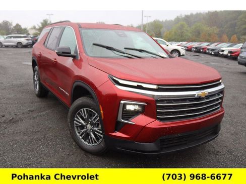 New 2026 Chevrolet Traverse LT w/ Driver Confidence Package image 1