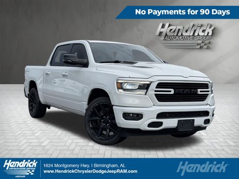 Used 2023 RAM 1500 Laramie AWD/4WD image 1