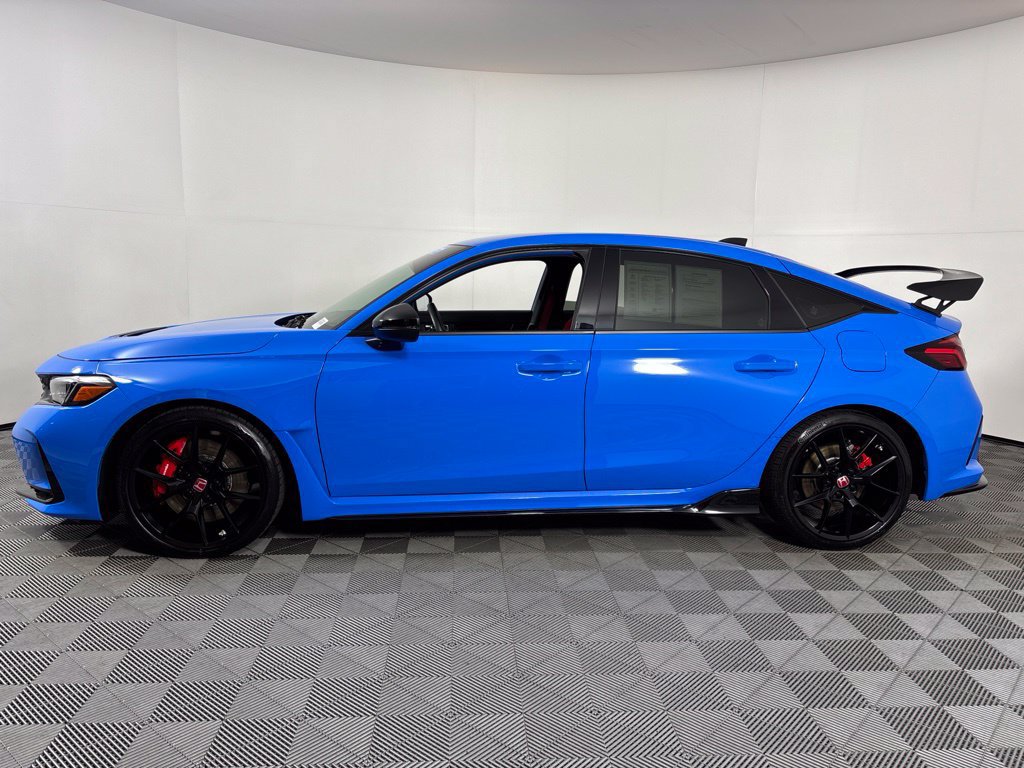 Used 2025 Honda Civic Type R image 2