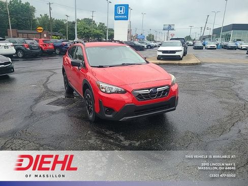 Used 2021 Subaru Crosstrek 2.0i AWD/4WD image 1