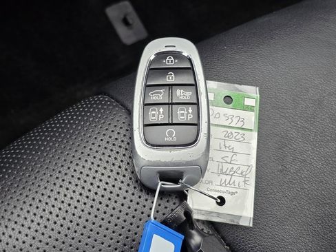 Certified 2023 Hyundai Santa Fe Limited image 39