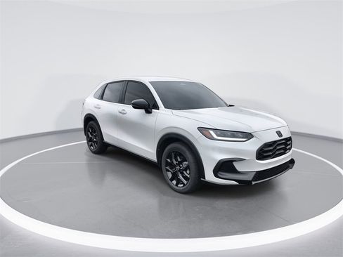 Used 2025 Honda HR-V Sport image 2