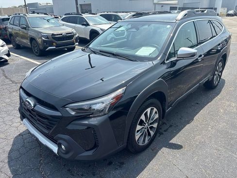 Certified 2023 Subaru Outback Touring AWD/4WD image 6