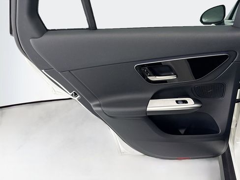 Certified 2026 Mercedes-Benz GLC 300 image 24