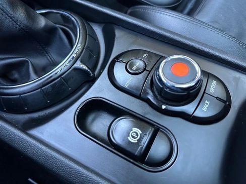 Used 2016 MINI Cooper Clubman S image 28