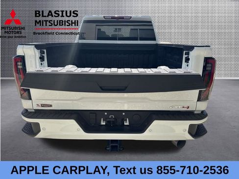 Used 2025 GMC Sierra 2500 AT4 AWD/4WD image 14