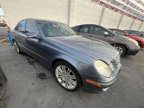 Used 2007 Mercedes-Benz E 350 4MATIC Sedan image 7