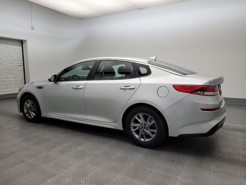 Used 2019 Kia Optima LX FWD image 3