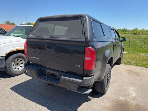 Used 2022 Chevrolet Colorado Z71 AWD/4WD image 10