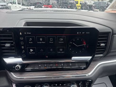 Used 2024 GMC Sierra 1500 SLT w/ SLT Premium Package AWD/4WD image 16