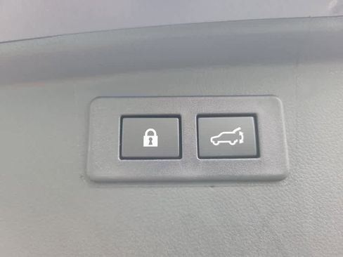 Certified 2025 Subaru Outback Limited w/ Popular Package #2 image 38