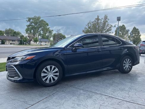 Used 2022 Toyota Camry LE w/ Cold Weather Package FWD image 4