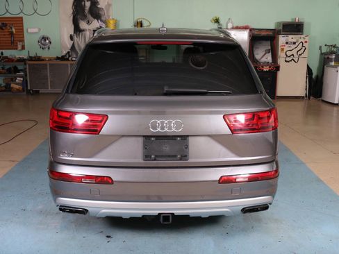 Used 2018 Audi Q7 3.0T Prestige w/ Prestige Package image 13