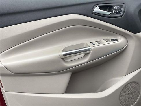 Certified 2019 Ford Escape Titanium image 15