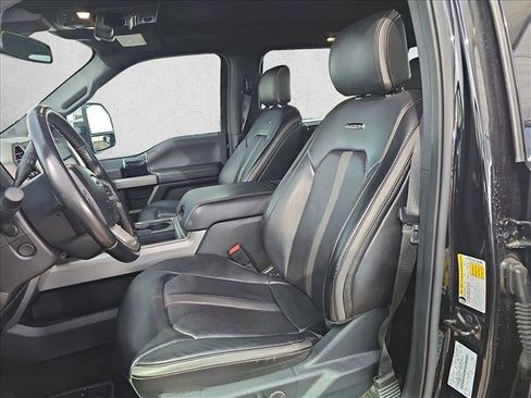 Used 2021 Ford F250 Platinum w/ FX4 Off-Road Package image 13