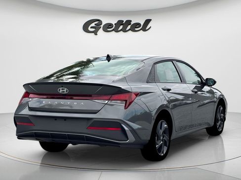 New 2026 Hyundai Elantra Sport FWD image 9
