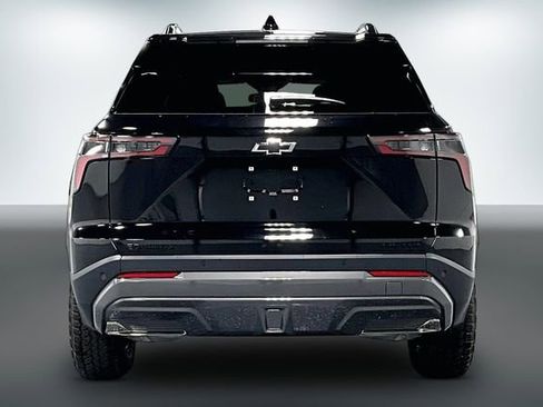 New 2026 Chevrolet Equinox ACTIV w/ Convenience Package III FWD image 5