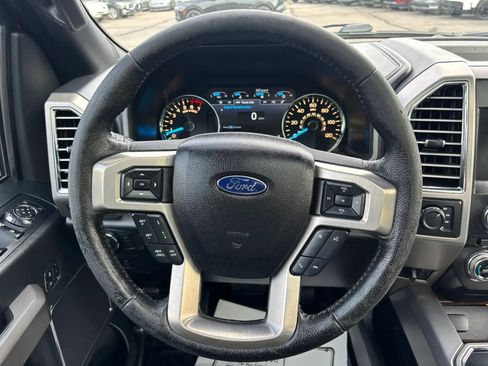Used 2015 Ford F150 Platinum w/ Equipment Group 701A Luxury AWD/4WD image 12
