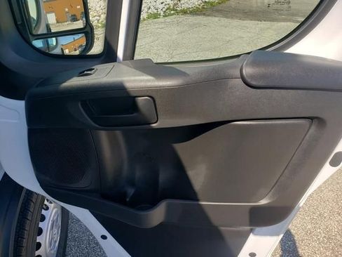 Used 2025 RAM ProMaster 2500 w/ Safety Group image 19