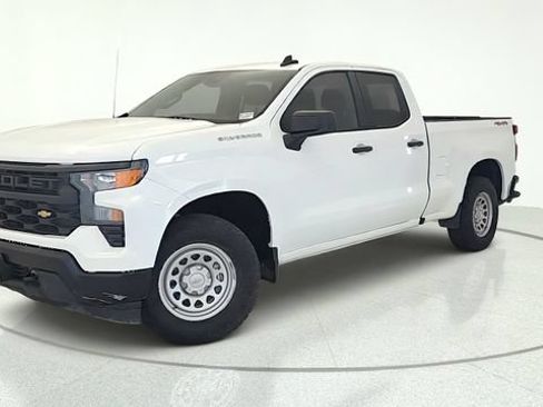 Used 2023 Chevrolet Silverado 1500 W/T w/ WT Value Package AWD/4WD image 1