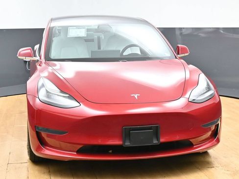 Used 2018 Tesla Model 3 Long Range AWD/4WD image 3