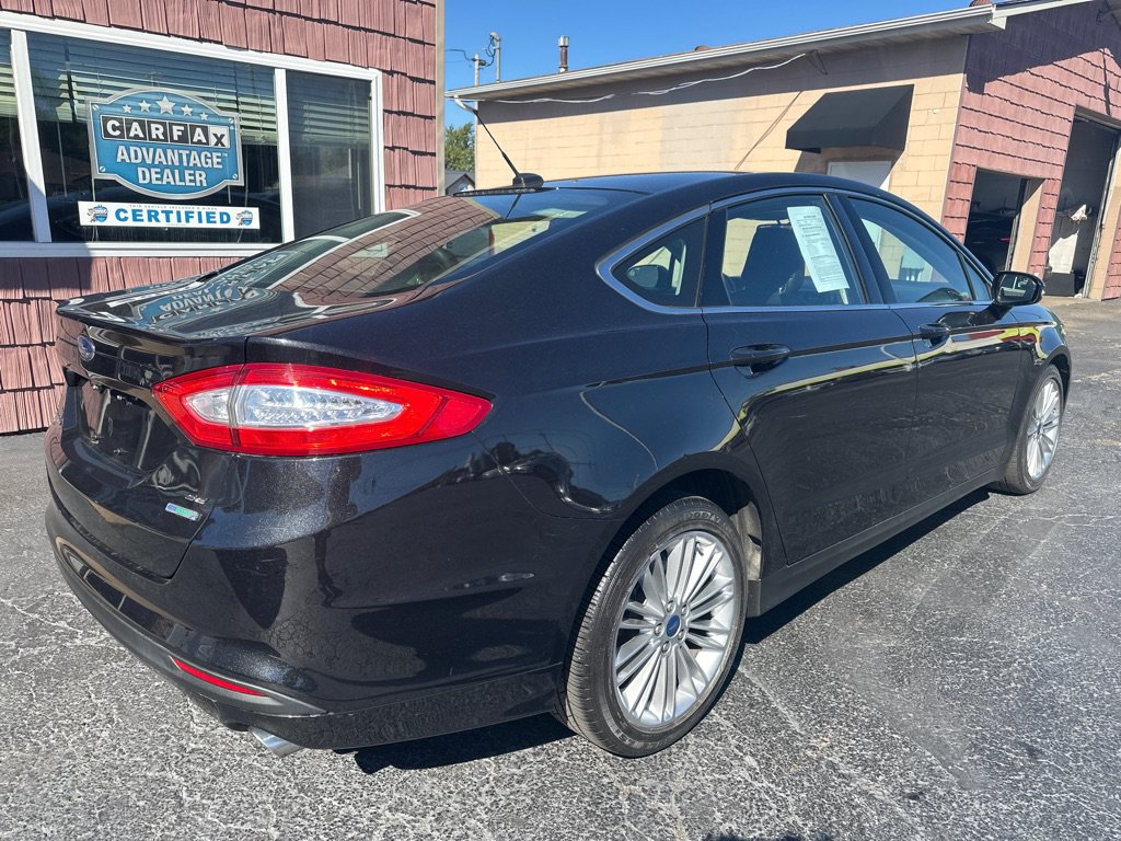 Used 2013 Ford Fusion SE FWD image 5