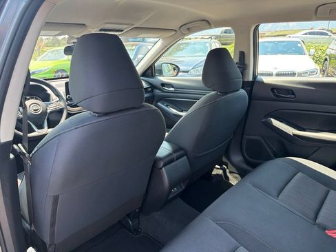 Used 2024 Nissan Altima 2.5 SV FWD image 21