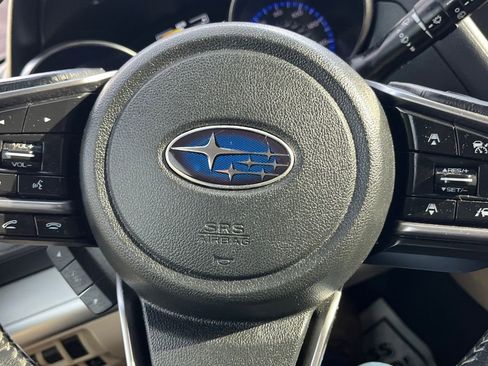 Used 2019 Subaru Outback 2.5i Premium image 15