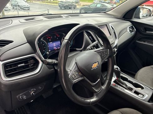 Used 2020 Chevrolet Equinox LT FWD image 17