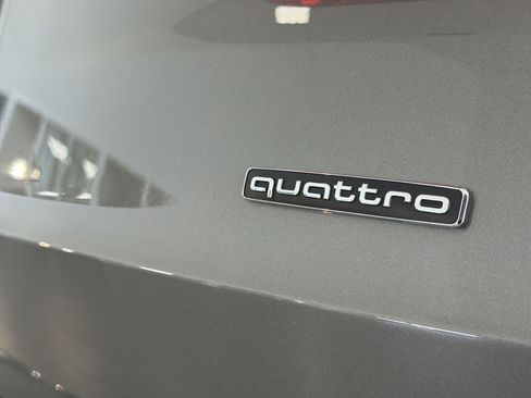 Used 2022 Audi Q3 2.0T Premium Plus AWD/4WD image 37