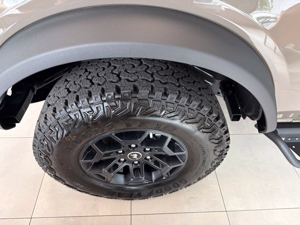 Used 2026 Ford Bronco Badlands AWD/4WD image 25