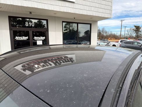 Used 2024 Ford Escape ST-Line image 12