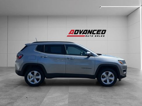 Used 2020 Jeep Compass Latitude AWD/4WD image 8