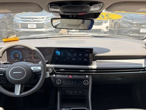 Used 2025 Hyundai Sonata SEL FWD image 15