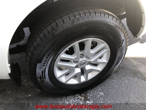 Used 2019 Nissan Frontier SV RWD image 23