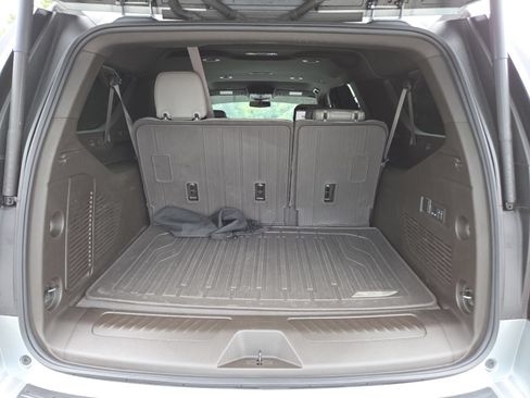 Used 2024 GMC Yukon XL SLT w/ SLT Luxury Package AWD/4WD image 24
