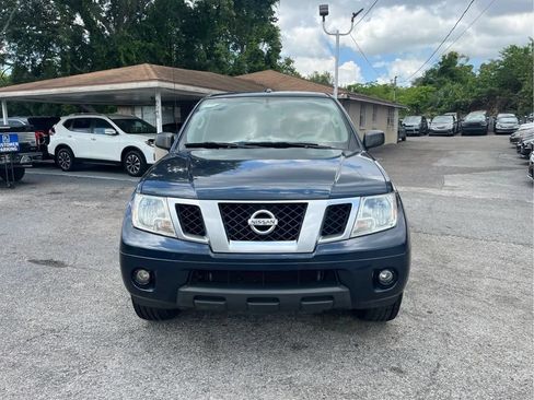 Used 2015 Nissan Frontier Desert Runner RWD image 2