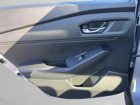 Used 2023 Honda Accord LX image 17