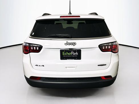 Used 2022 Jeep Compass Latitude image 7