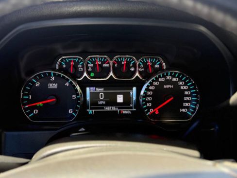 Used 2018 GMC Sierra 1500 SLT image 12