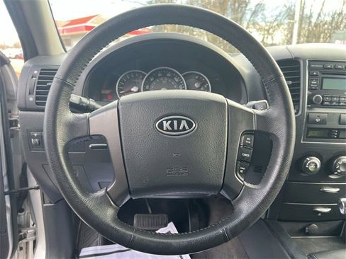 Used 2008 Kia Sorento LX w/ Sport Pkg image 14