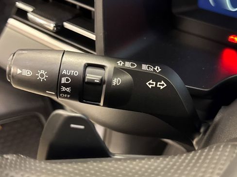 New 2026 Mitsubishi Outlander SE FWD image 21