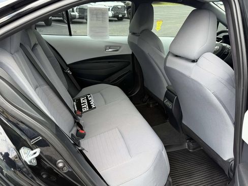 Used 2026 Toyota Corolla SE w/ SE Package FWD image 13