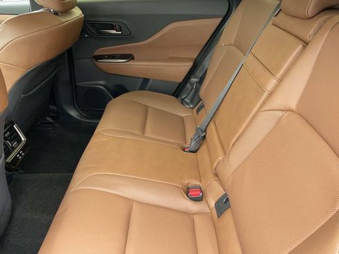 Used 2025 Toyota Crown Signia w/ Advanced Technology Package AWD/4WD image 25