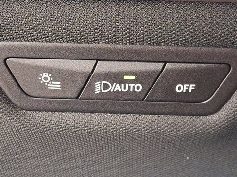 Certified 2025 BMW iX xDrive50 image 25