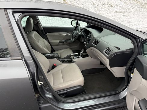 Used 2013 Honda Civic EX-L image 24