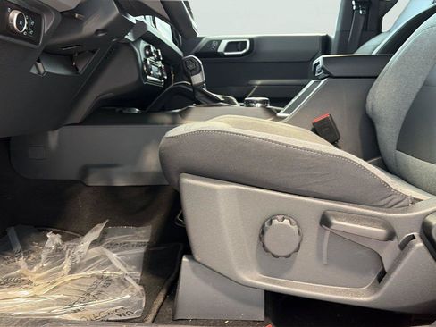 Used 2023 Ford Bronco Big Bend AWD/4WD image 21