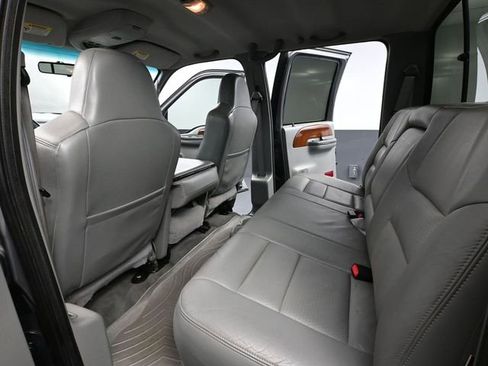 Used 2002 Ford F350 Lariat image 39