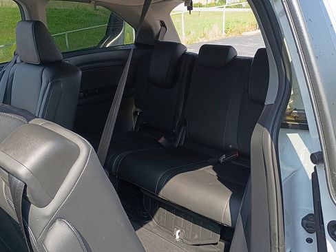 Used 2024 Honda Odyssey EX-L image 13