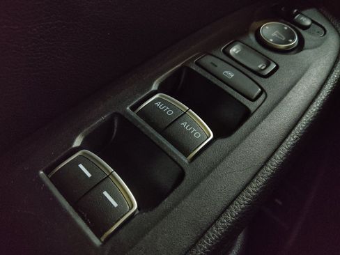 Used 2018 Honda Accord Sport image 27